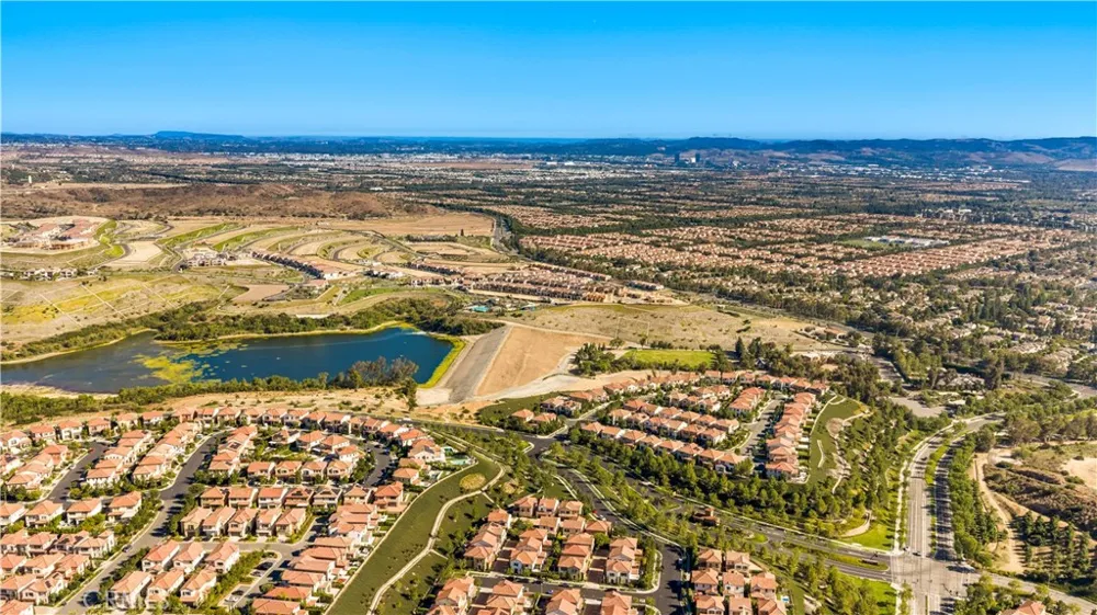 131 Summerland Irvine, CA 92602
