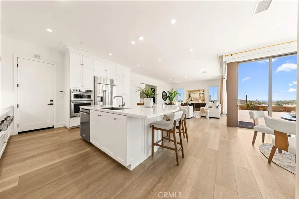 131 Summerland Irvine, CA 92602
