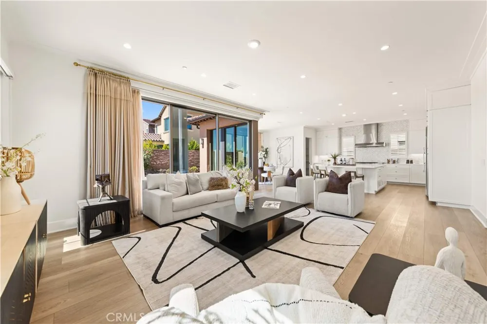131 Summerland Irvine, CA 92602