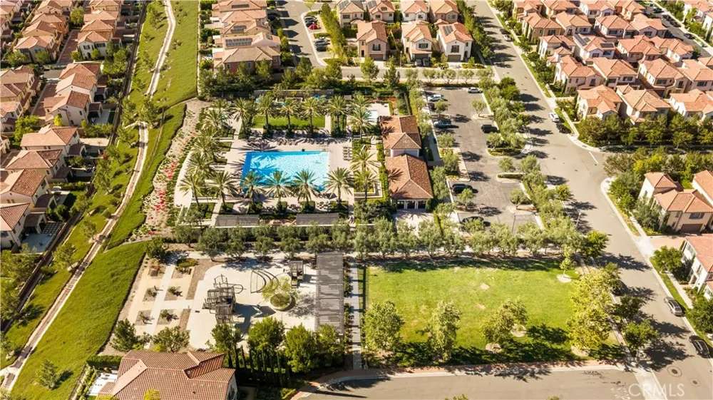 131 Summerland Irvine, CA 92602