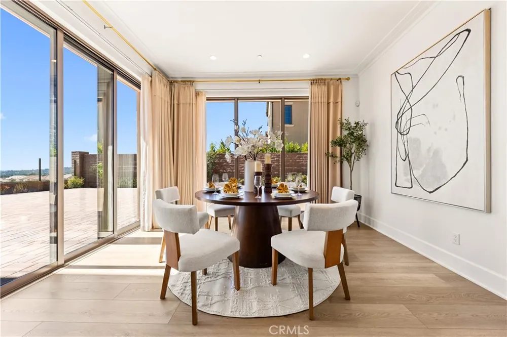 131 Summerland Irvine, CA 92602