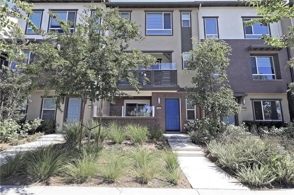 1163 Orchard Covina, CA 91722