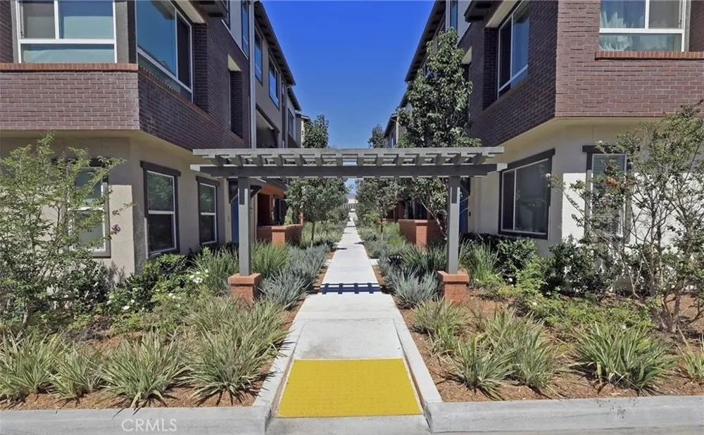1163 Orchard Covina, CA 91722