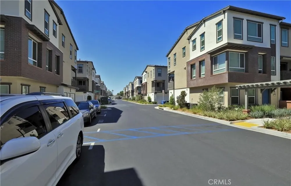 1163 Orchard Covina, CA 91722