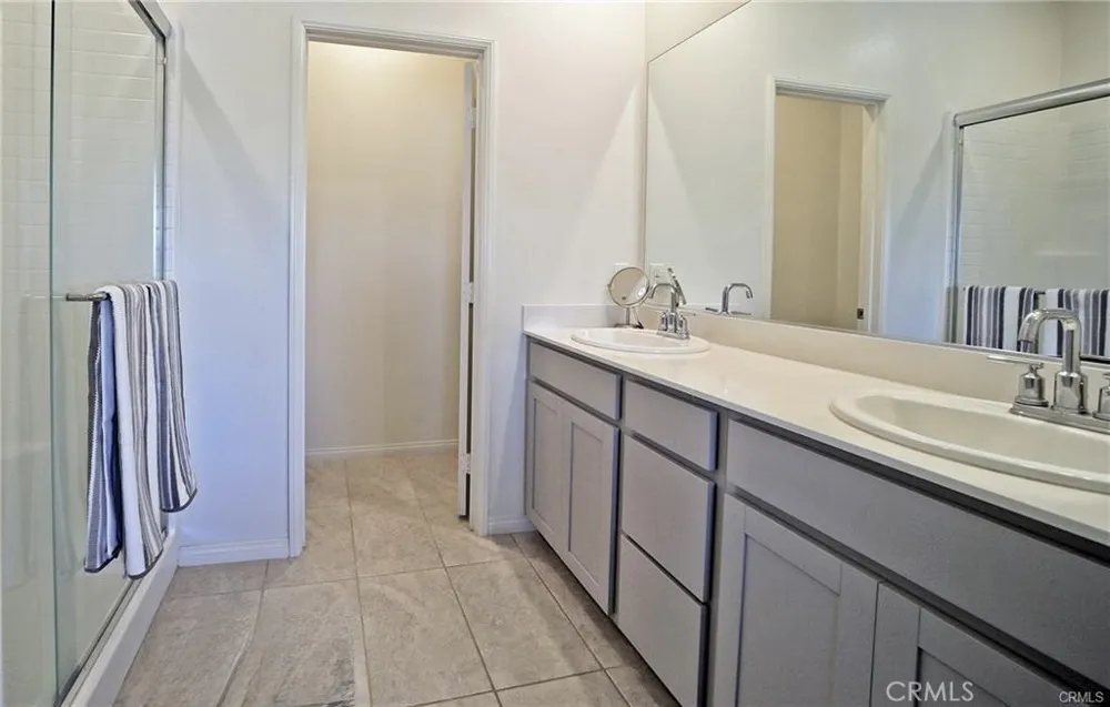 1163 Orchard Covina, CA 91722