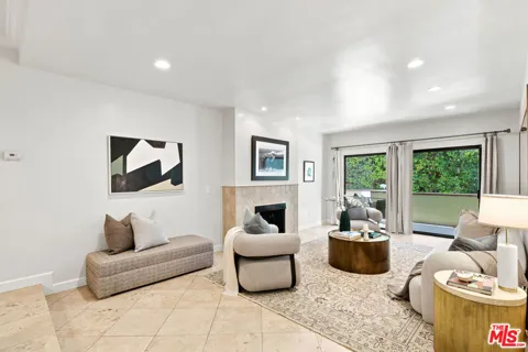 2332 Fox Hills Drive #103