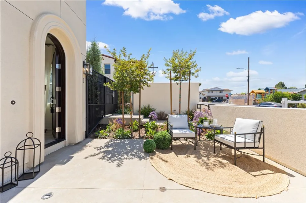 200 New Avenue #3 Monterey Park, CA 91755