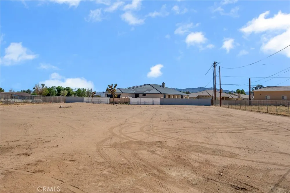20660 US Highway 18 Apple Valley, CA 92307