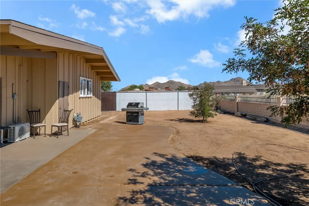 20660 US Highway 18 Apple Valley, CA 92307