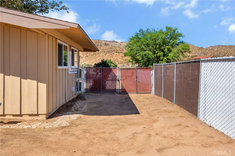 20660 US Highway 18 Apple Valley, CA 92307