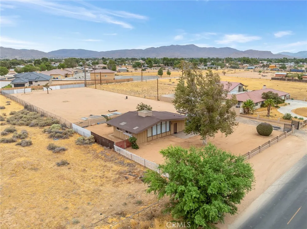 20660 US Highway 18 Apple Valley, CA 92307