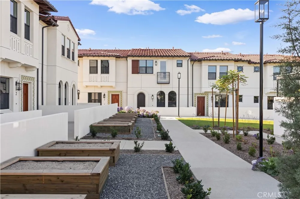 200 New Avenue #2 Monterey Park, CA 91755