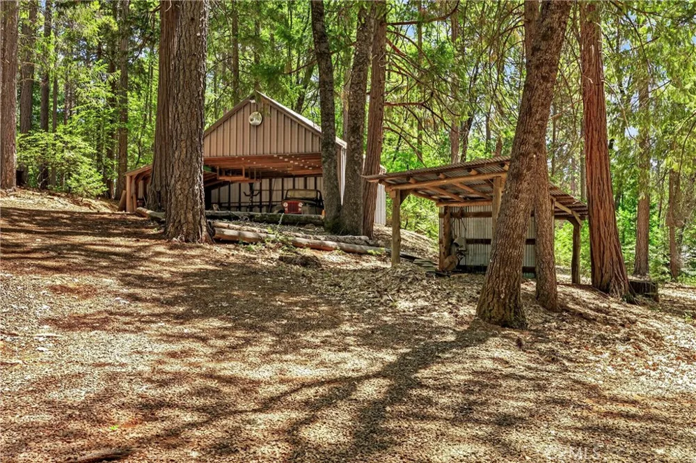 5082 Pine Forest Ranch, CA 95942