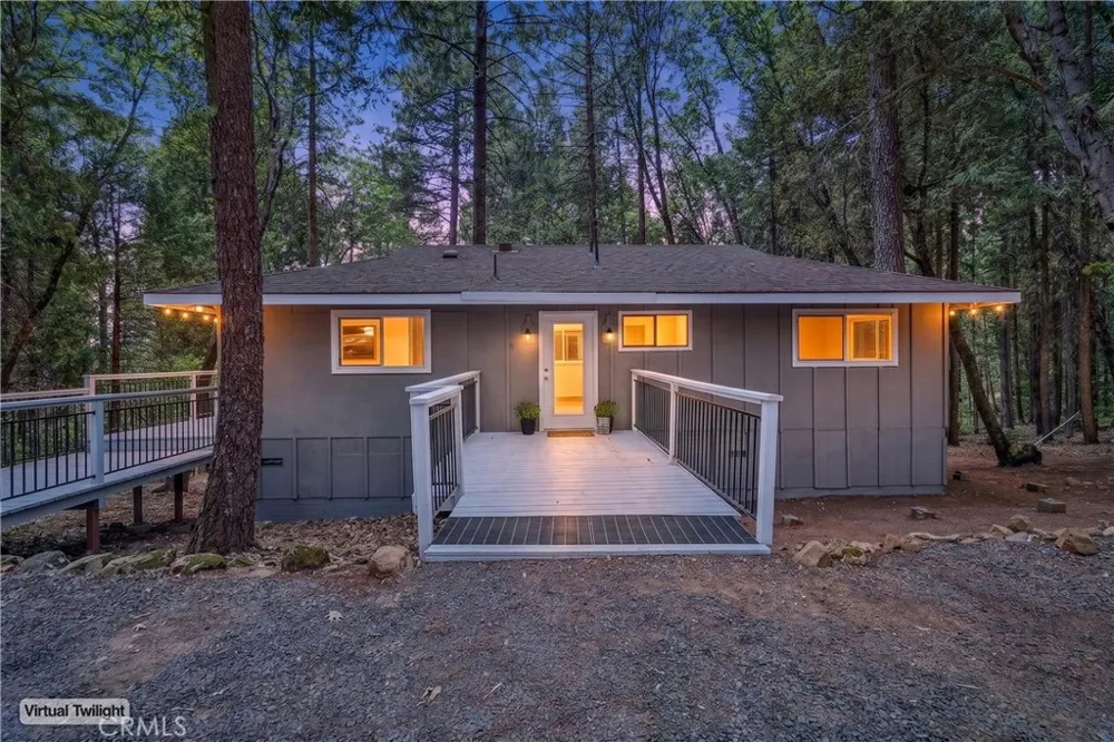 5082 Pine Forest Ranch, CA 95942