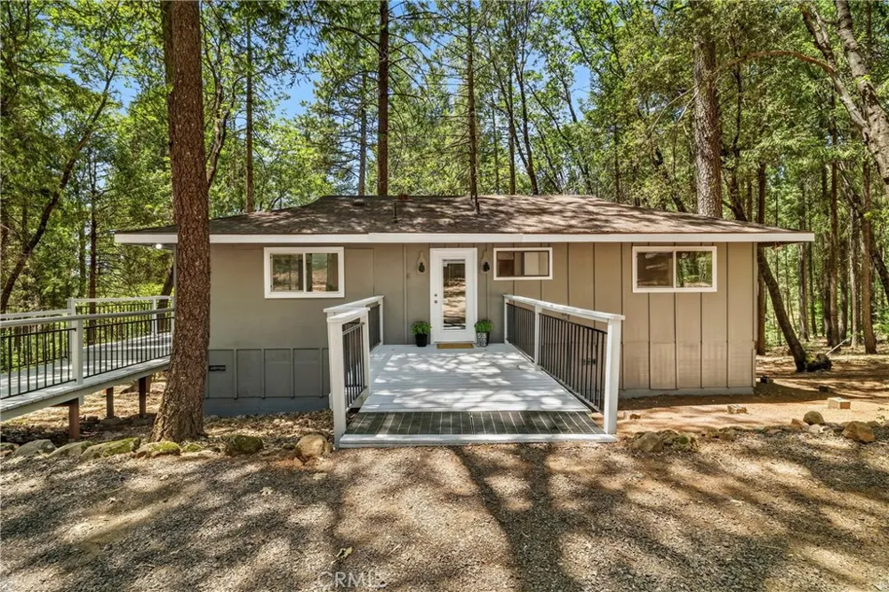 5082 Pine Forest Ranch, CA 95942