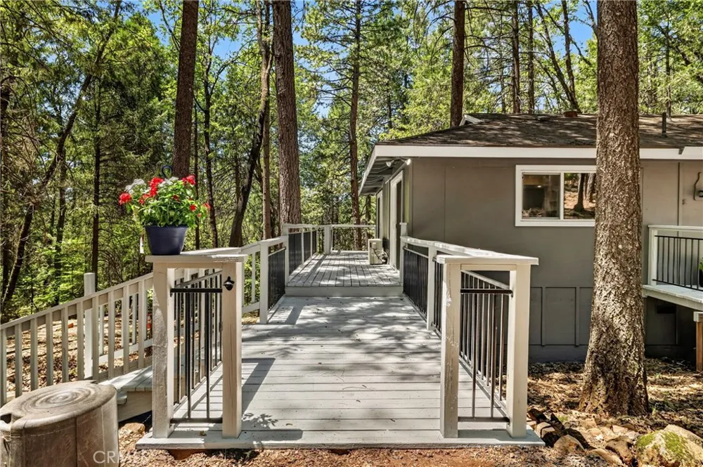 5082 Pine Forest Ranch, CA 95942