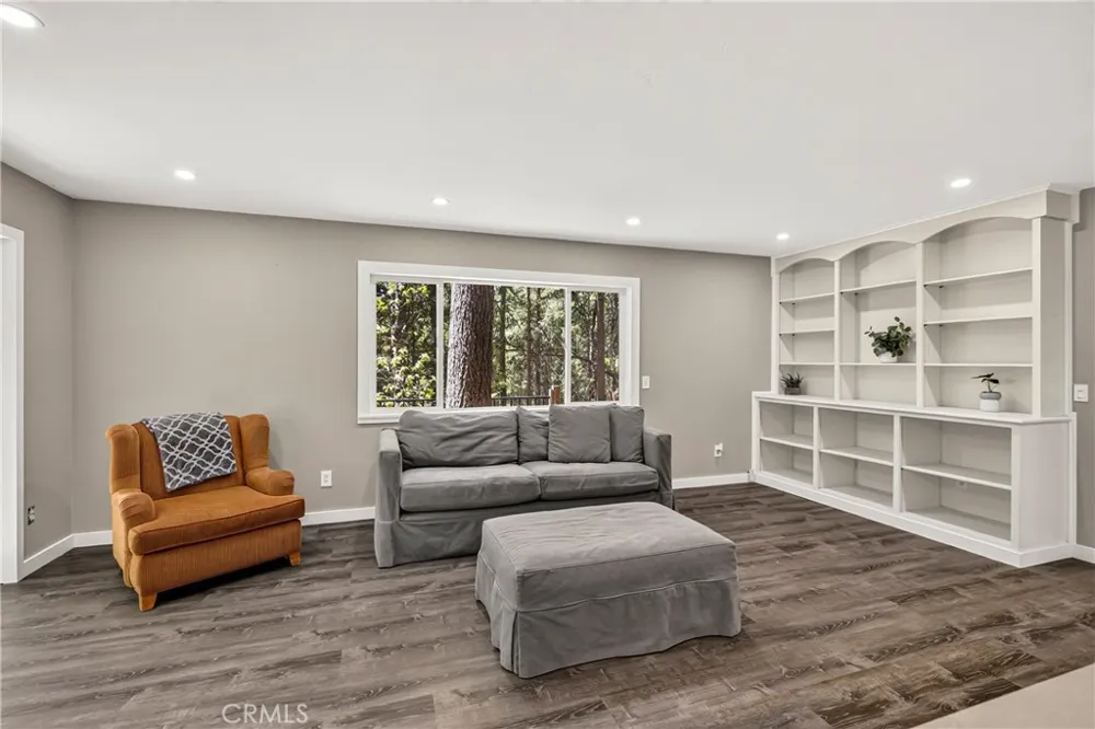 5082 Pine Forest Ranch, CA 95942