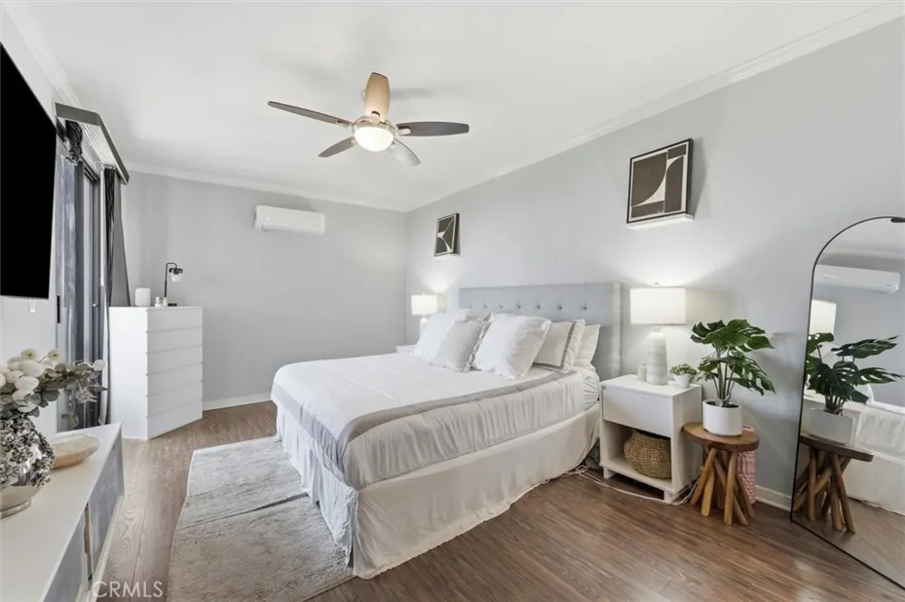 2525 E 19th #32 Signal Hill, CA 90755