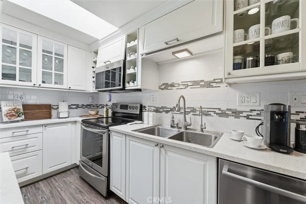 2525 E 19th #32 Signal Hill, CA 90755