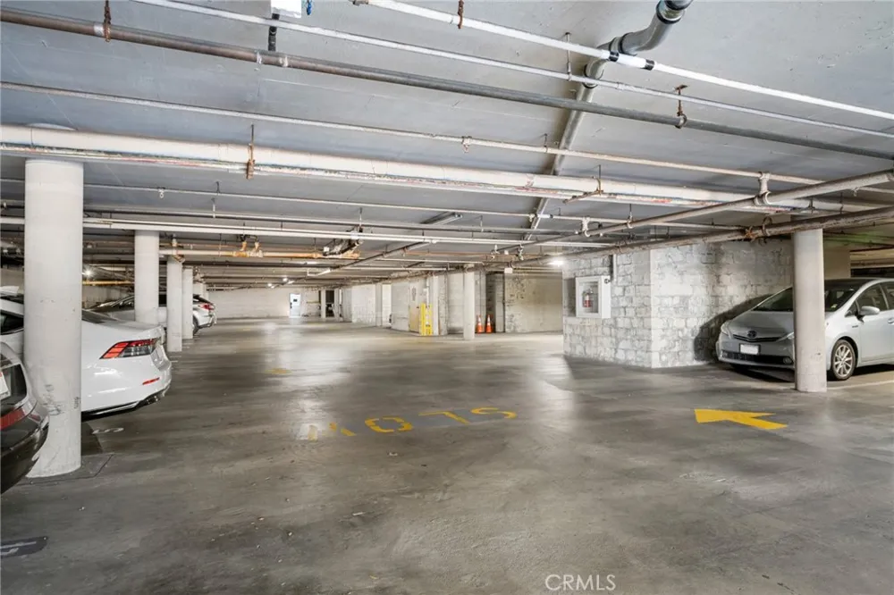 1126 Central Avenue #102 Glendale, CA 91202