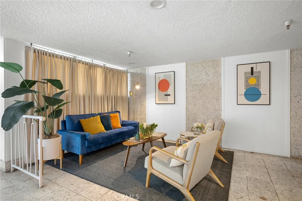 1126 Central Avenue #102 Glendale, CA 91202