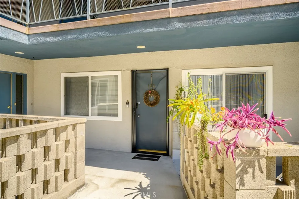 1126 Central Avenue #102 Glendale, CA 91202