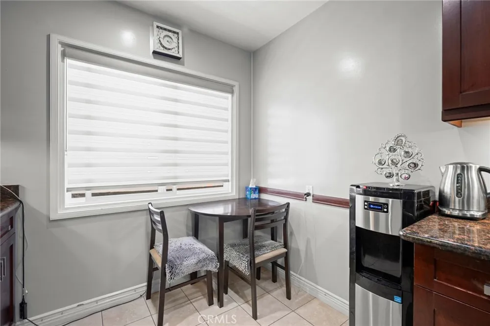1126 Central Avenue #102 Glendale, CA 91202