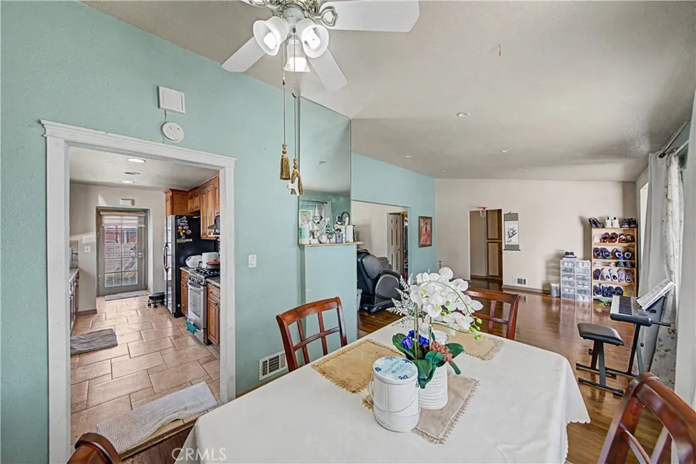 925 W Maplewood Fullerton, CA 92832