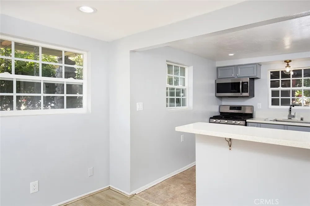 487 Sturtevant Drive Sierra Madre, CA 91024