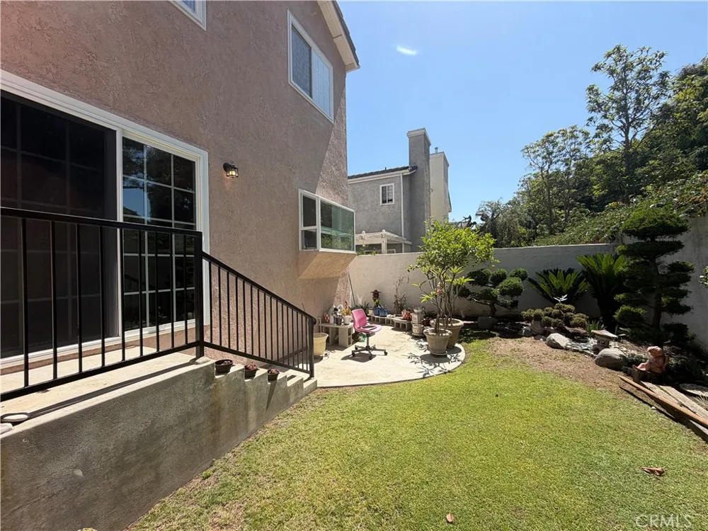 2664 Woodbury Torrance, CA 90503
