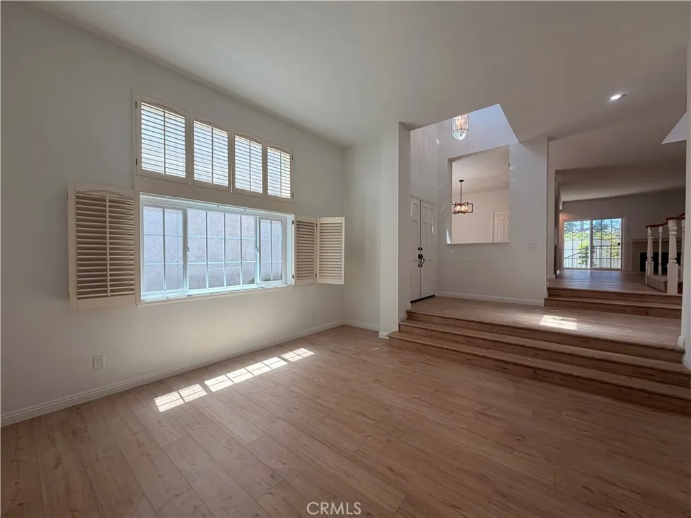 2664 Woodbury Torrance, CA 90503