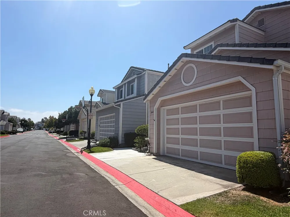 2664 Woodbury Torrance, CA 90503