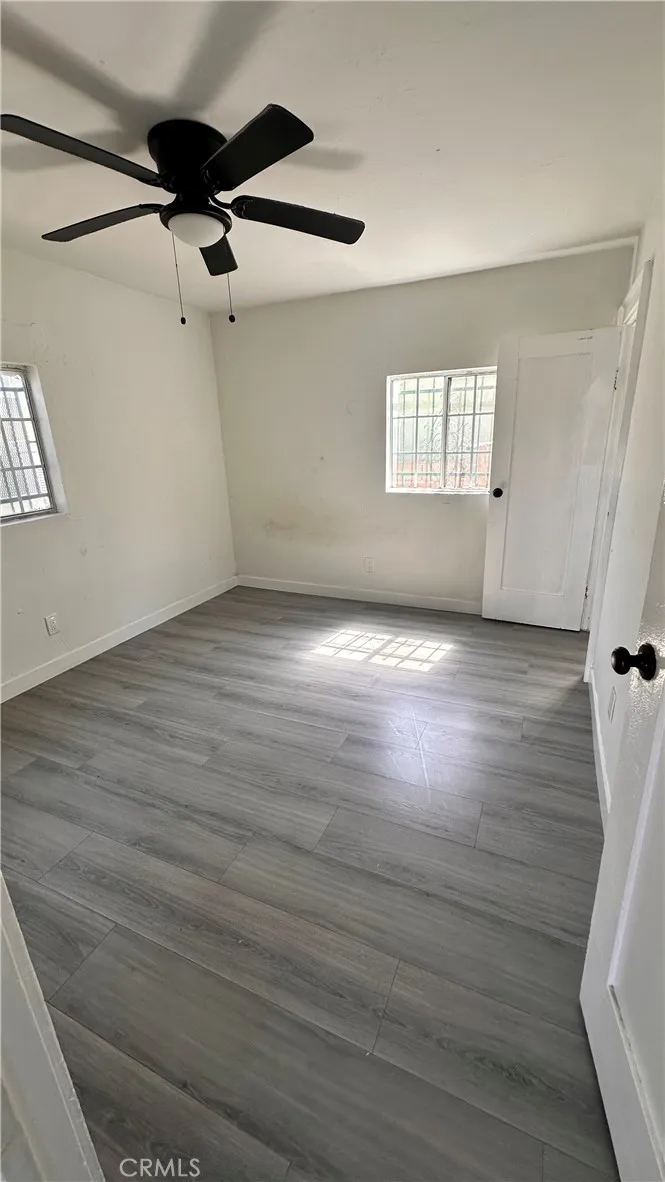 6114 Wall Los Angeles, CA 90003