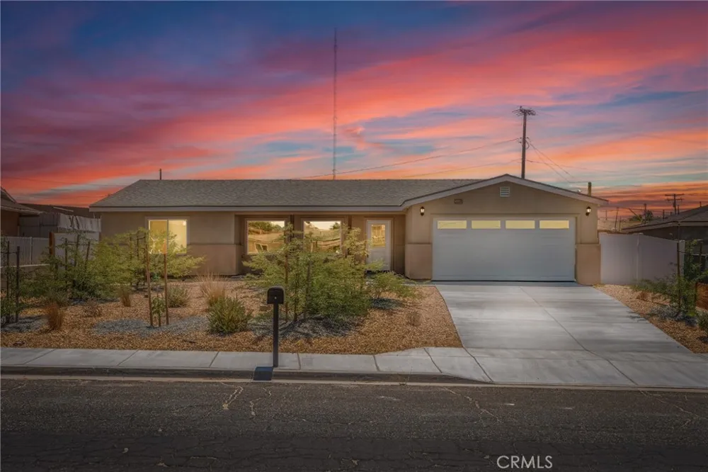 16105 Tawney Ridge Victorville, CA 92394
