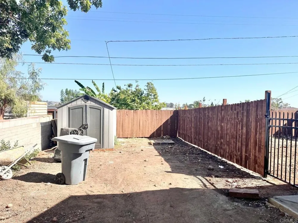 6961 Colorado Ave La Mesa, CA 91942
