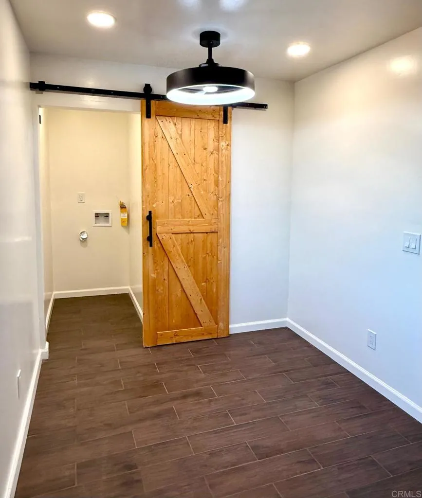 6961 Colorado Ave La Mesa, CA 91942