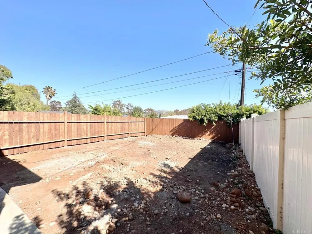 6961 Colorado Ave La Mesa, CA 91942