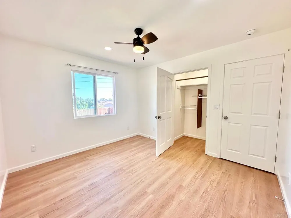 6961 Colorado Ave La Mesa, CA 91942