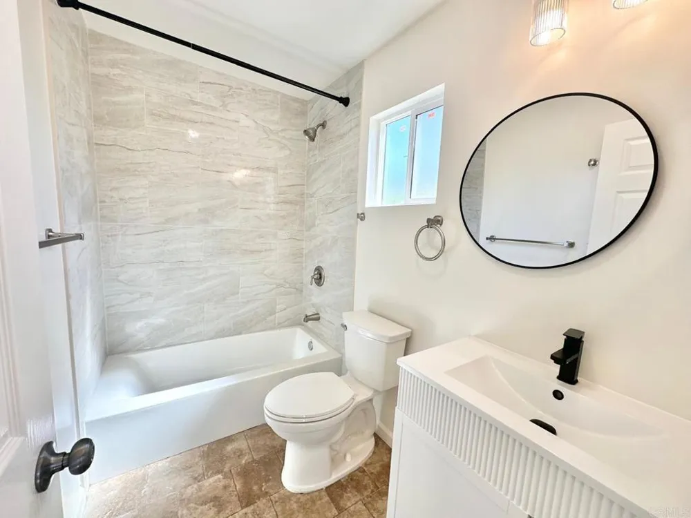 6961 Colorado Ave La Mesa, CA 91942