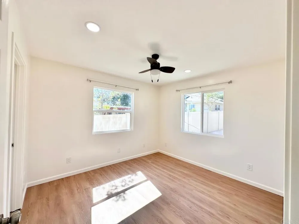6961 Colorado Ave La Mesa, CA 91942