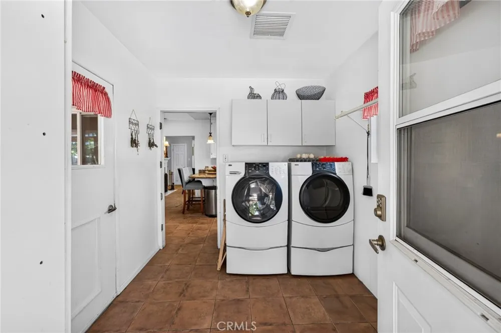 15091 Golden Star Riverside, CA 92506