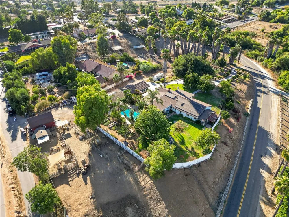 15091 Golden Star Riverside, CA 92506