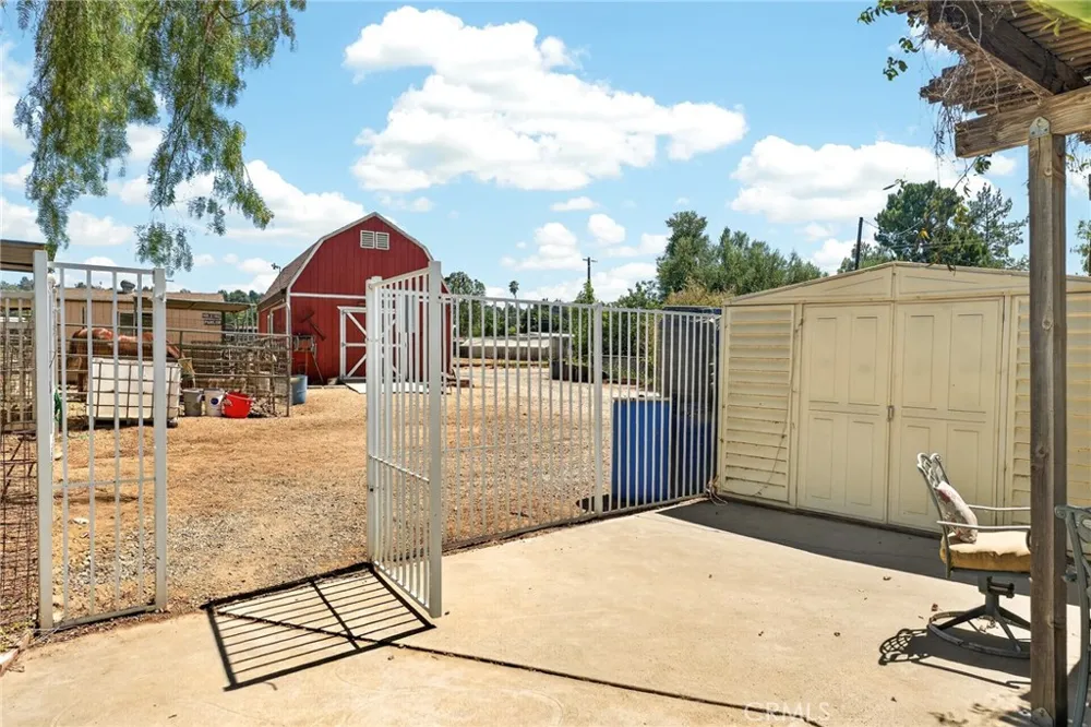 15091 Golden Star Riverside, CA 92506