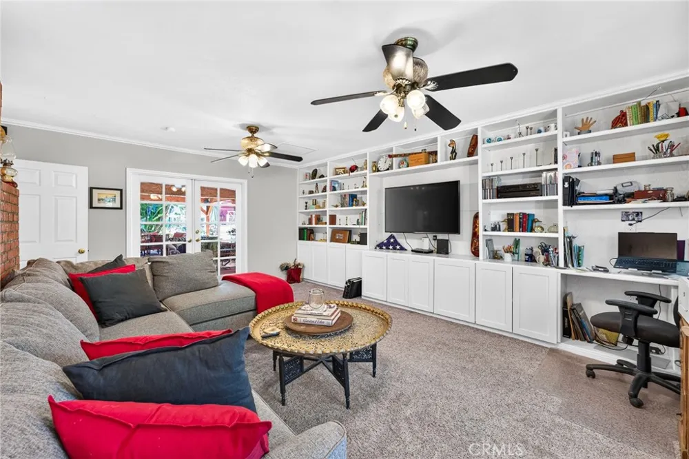 15091 Golden Star Riverside, CA 92506