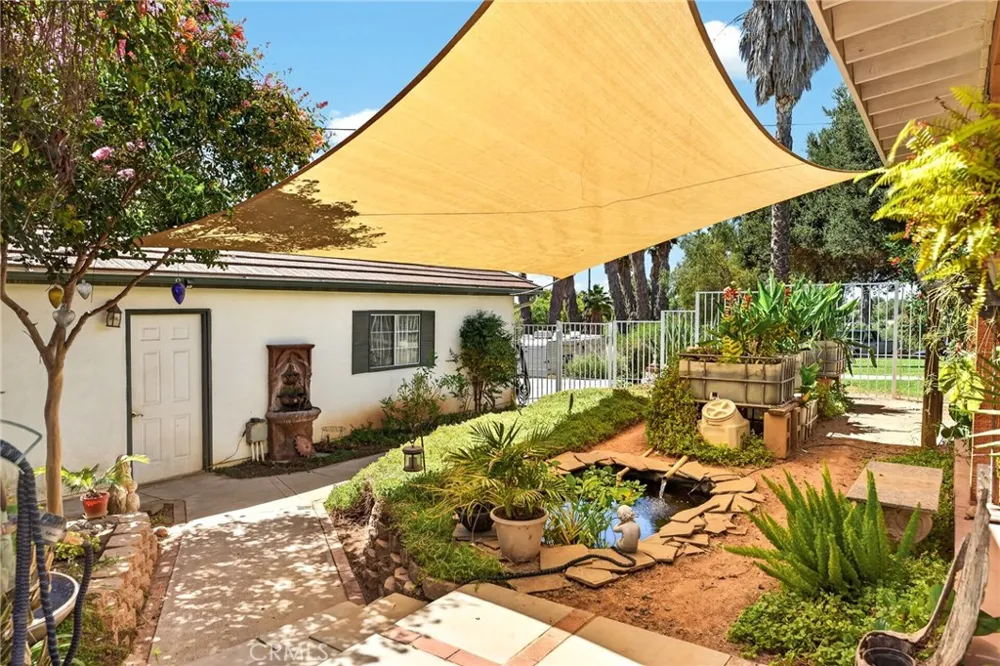 15091 Golden Star Riverside, CA 92506