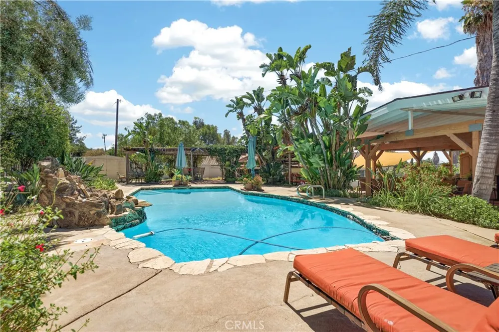 15091 Golden Star Riverside, CA 92506