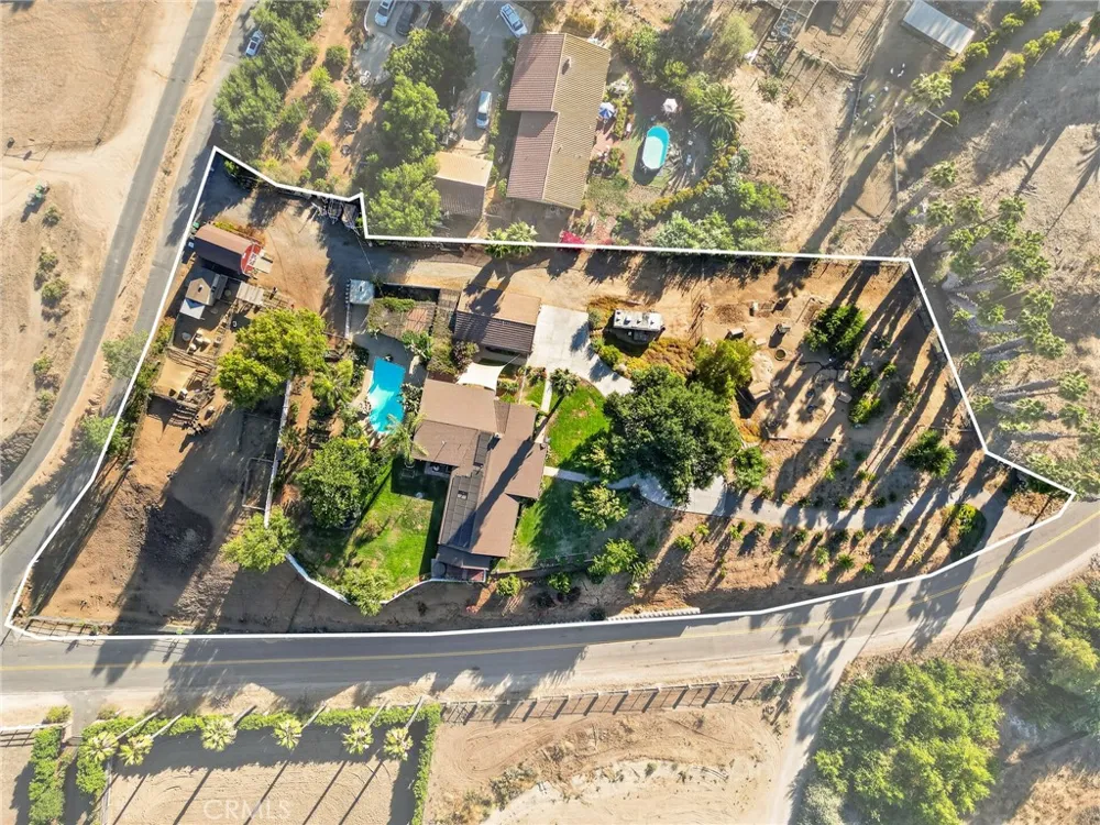 15091 Golden Star Riverside, CA 92506