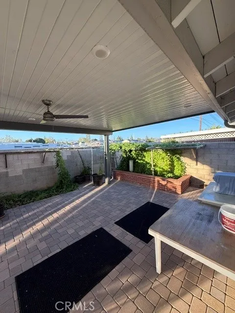 121 E Chestnut Orange, CA 92867