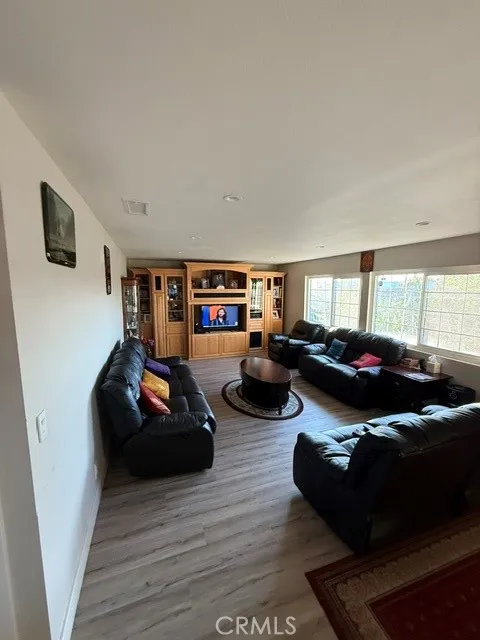 121 E Chestnut Orange, CA 92867