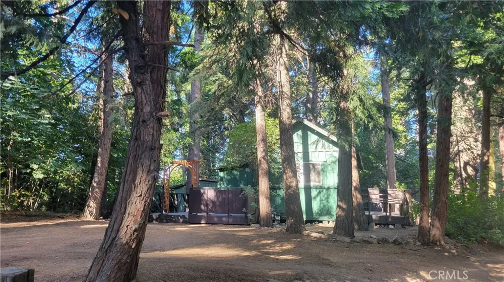 23821 Inspiration Crestline, CA 92325